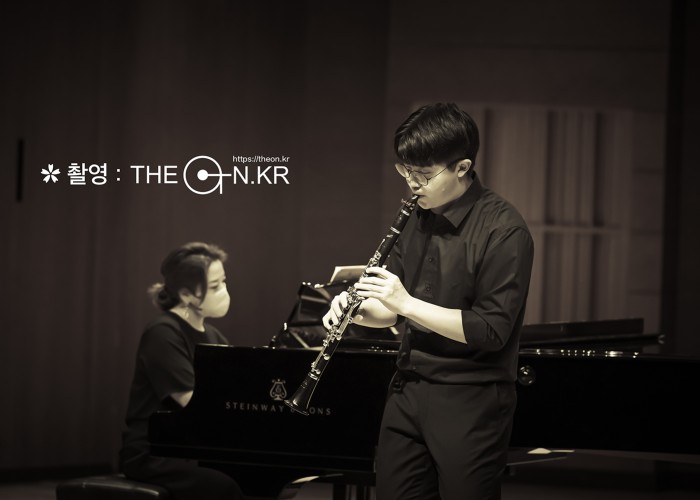 클라린넥 공연중